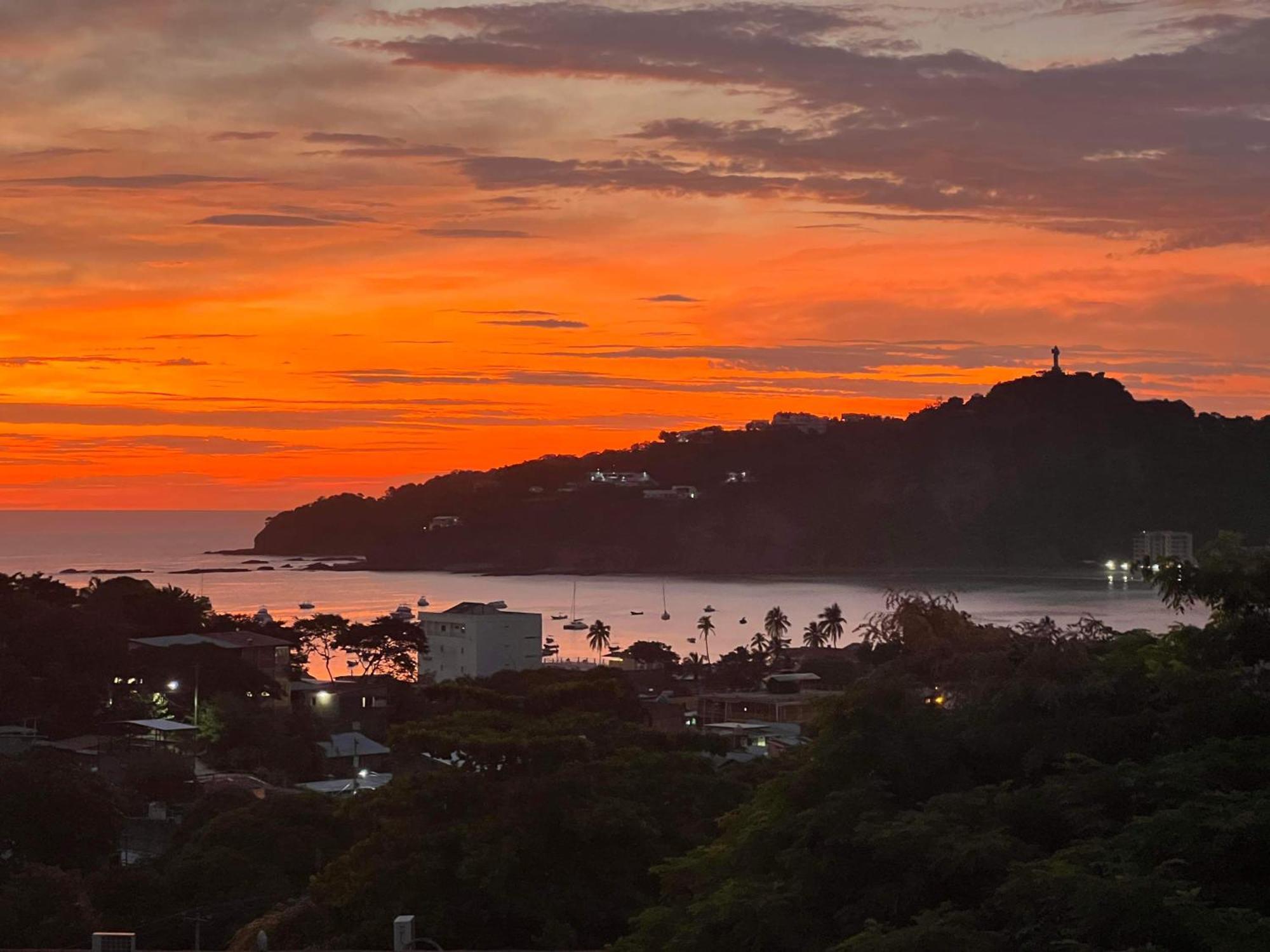 Buena Onda Backpackers Hotel San Juan del Sur Exterior foto